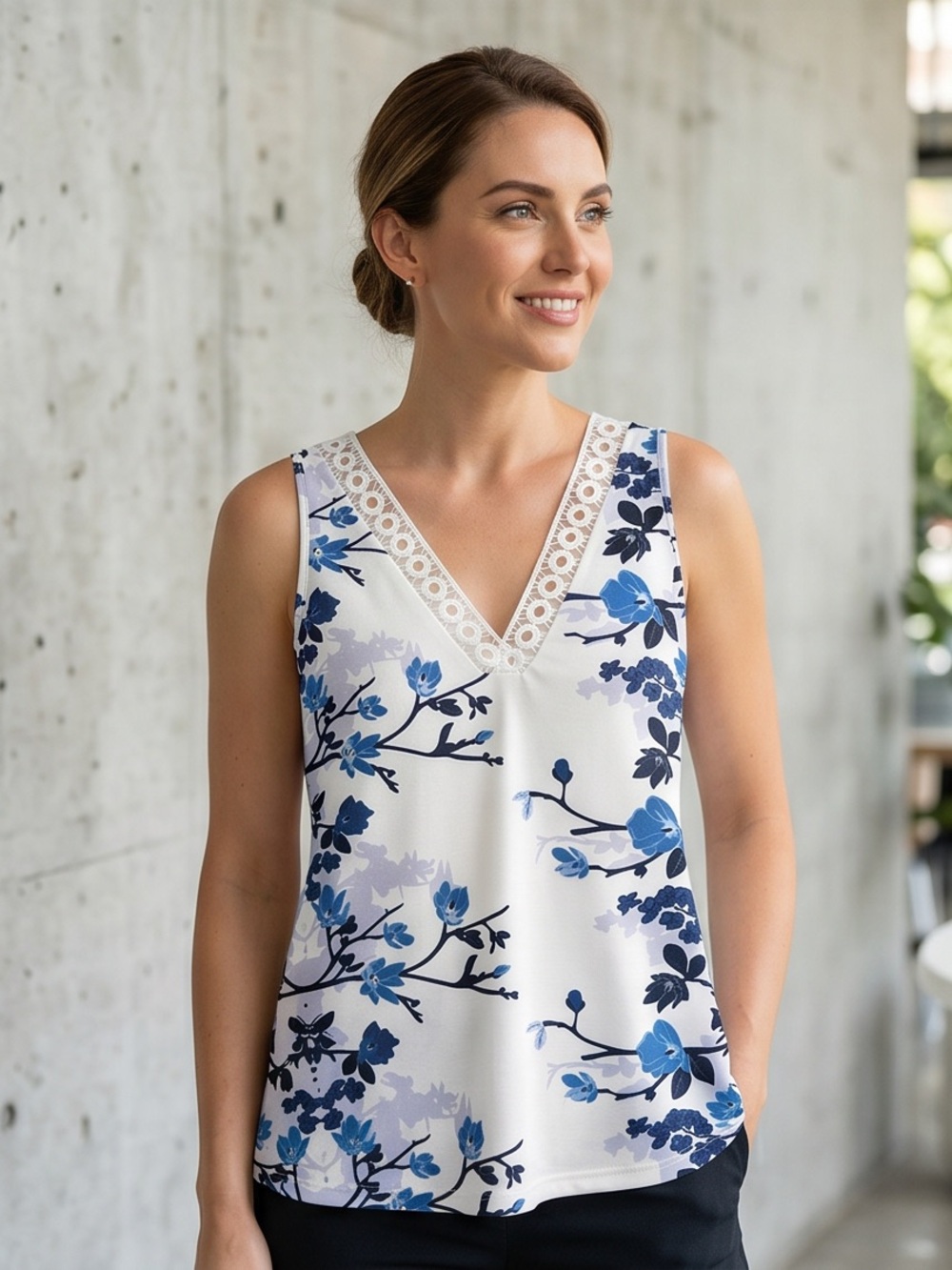 Lace-Trim V-Neck Floral Sleeveless Top in White and Blue